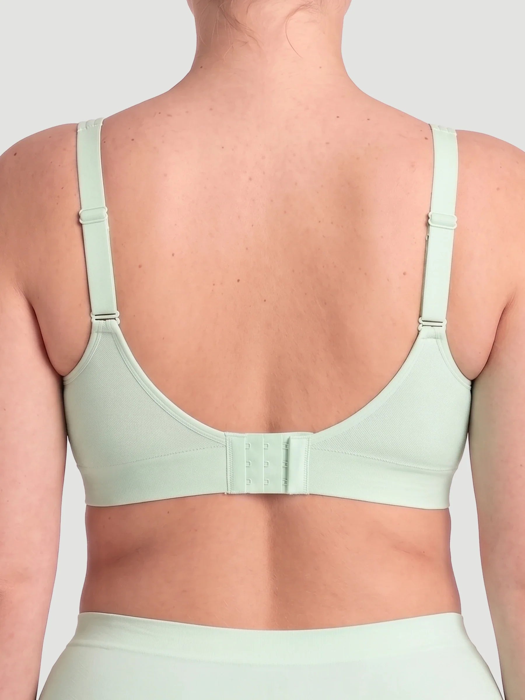 Adjustable Wire Free Shaper Bra (Cups A-FF) + FREE Bra Extender
